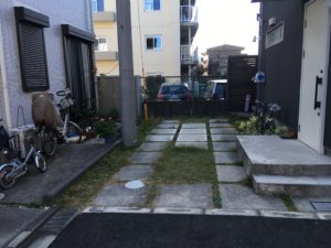 駐車場を使い易く。土間コンクリートの工事（南町田）