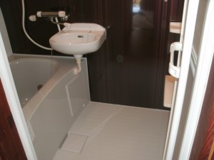 特殊な浴室リフォーム工事（町田市相原）