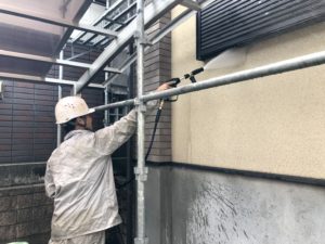 外壁塗装前の洗浄作業はなぜするのか？