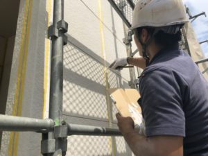 外壁塗装で行うのコーキング工事内容と必要性や役割のご紹介