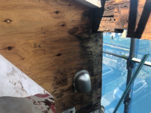 家の雨漏れを放置する危険性。どんな被害が発生するのか？