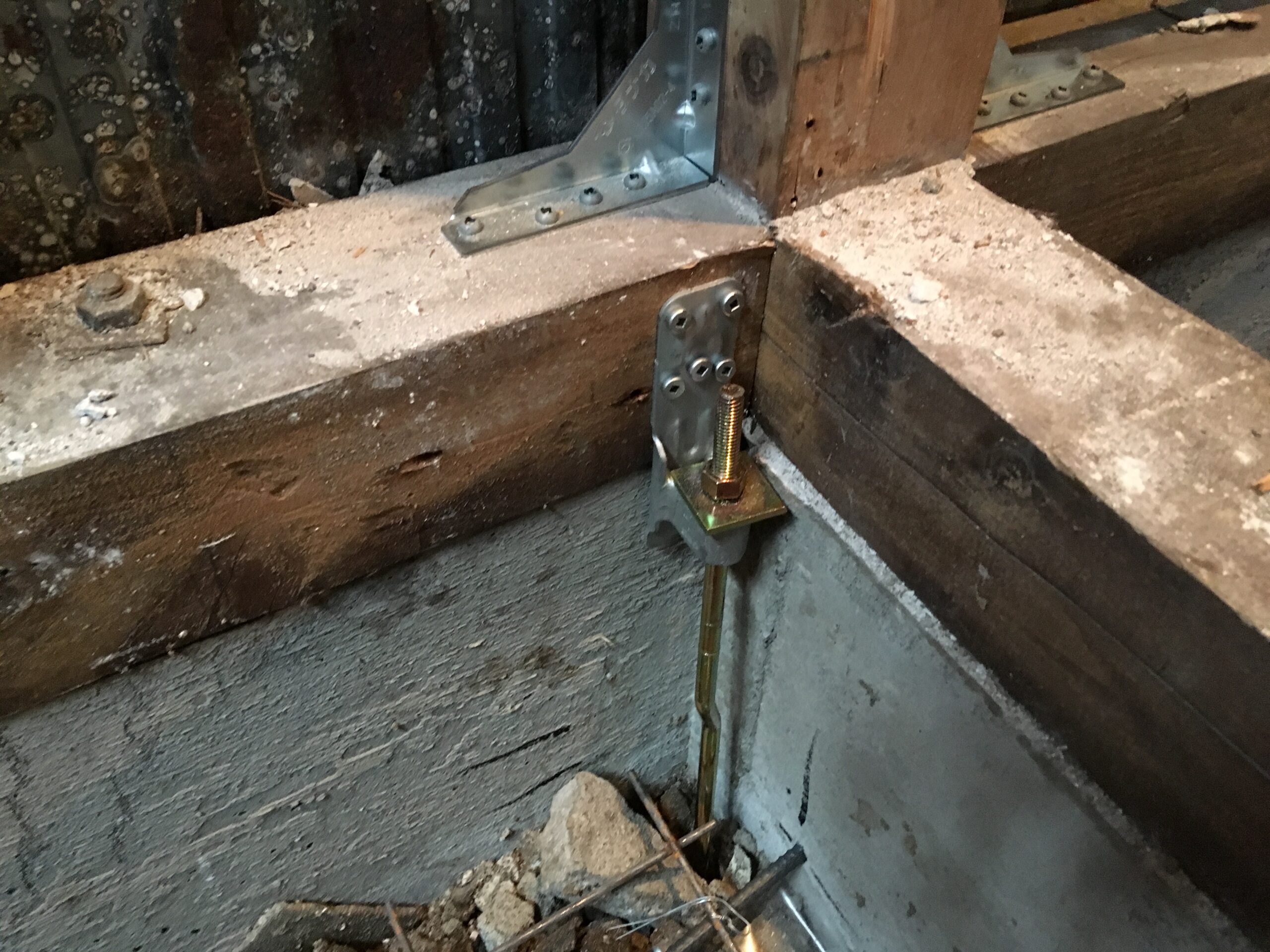 土台や柱の耐震引き抜け防止対策